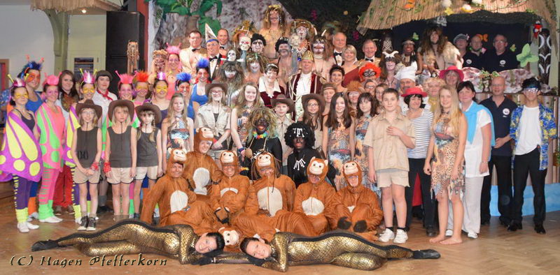 Gruppenfoto 2015 schmal 800